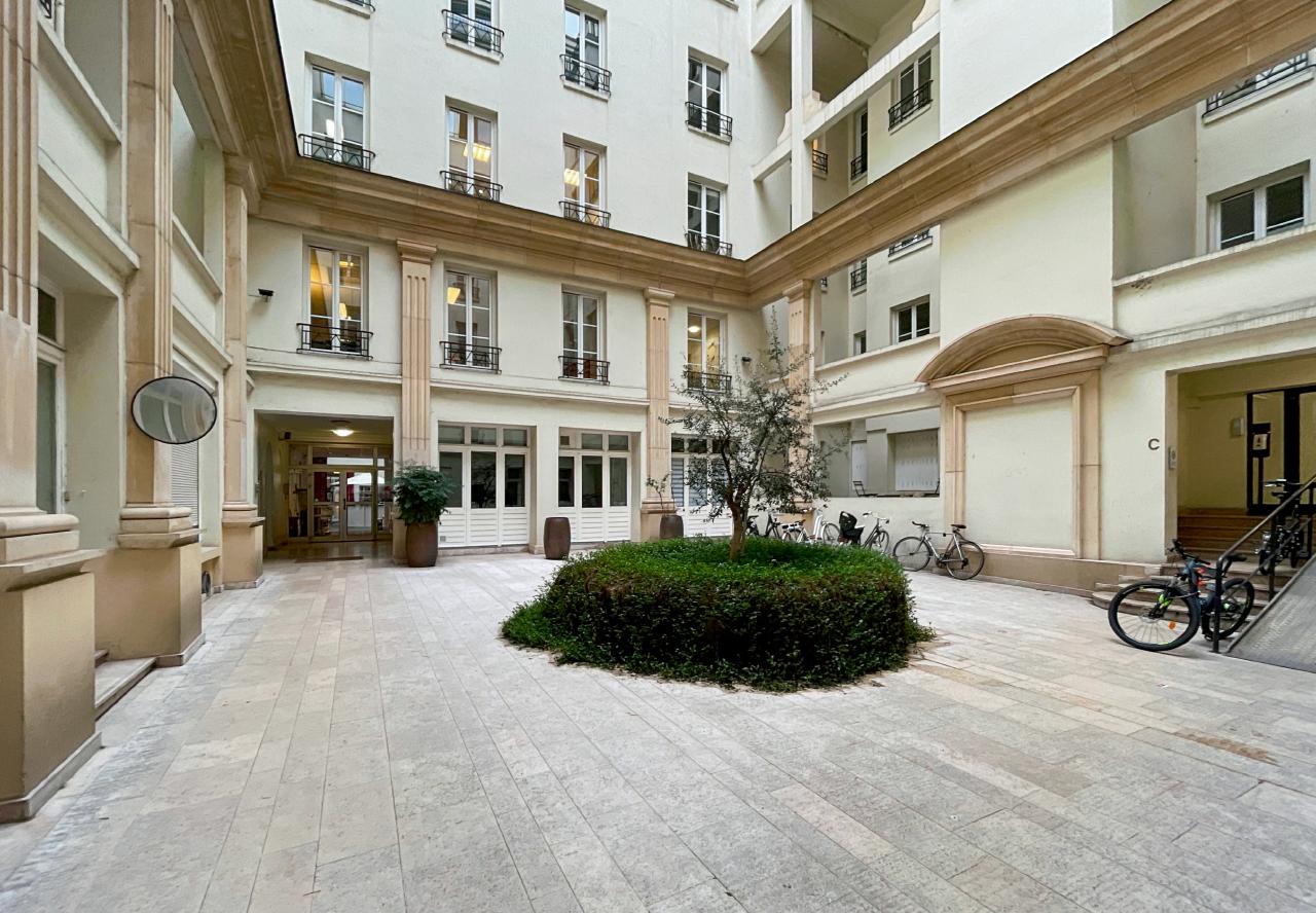 Coworking Paris 6m² Location coworking Paris OLBUR2318672 0